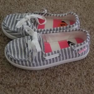 Toddler slip on